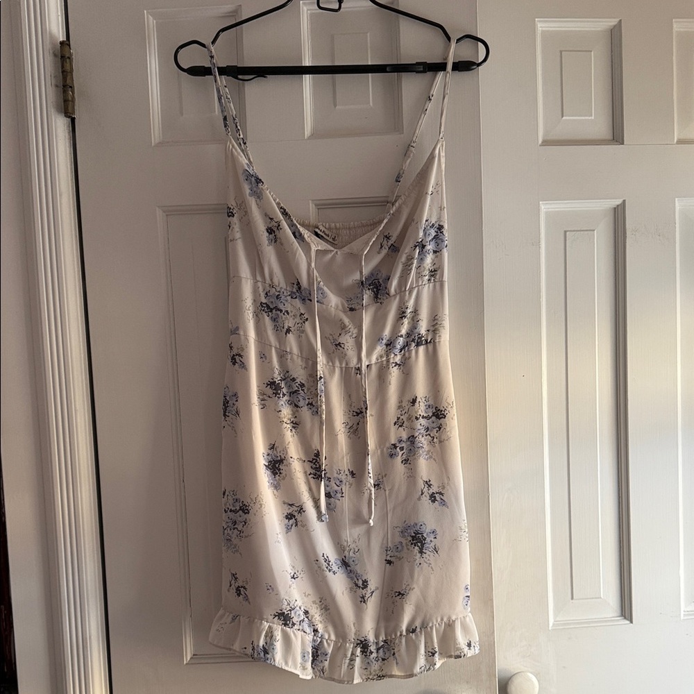 Abercrombie & Fitch White and Blue Floral Dress